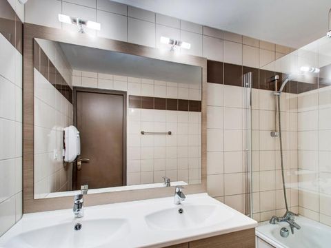 APPARTEMENT 8 personnes - 4 pièces 8 personnes