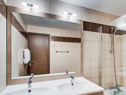 APPARTEMENT 8 personnes - 4 pièces 8 personnes