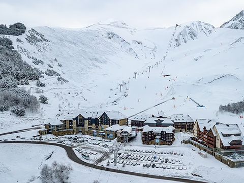 Résidence Privilège - Camping Hautes-Pyrénées - Image N°2