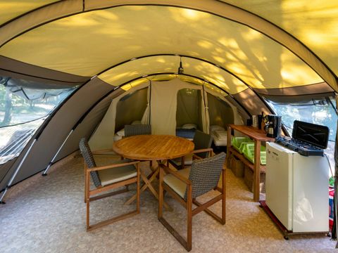 Tente en toile et en bois 4 personnes - Tente LUXE 35m² sans sanitaire