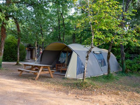 Tente en toile et en bois 4 personnes - Tente LUXE 35m² sans sanitaire