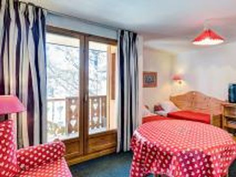 STUDIO 4 personnes - CABINE