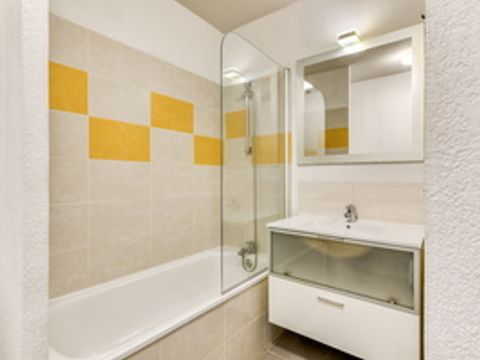 STUDIO 4 personnes - Studio locatif 4 personnes climatisé