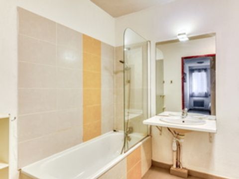 STUDIO 6 personnes - Studio 6 personnes avec coin nuit climatisé