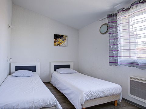 MAISON 8 personnes - 3 pièces avec coin nuit 8 personnes climatisée