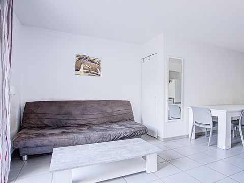 MAISON 8 personnes - 3 pièces avec coin nuit 8 personnes climatisée