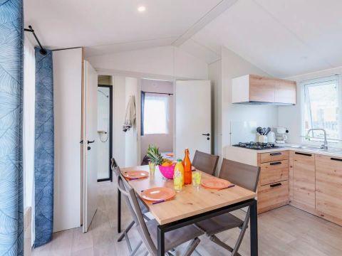 MOBILHOME 4 personnes - 3 Pièces 4 Personnes + TV - 3 soleils