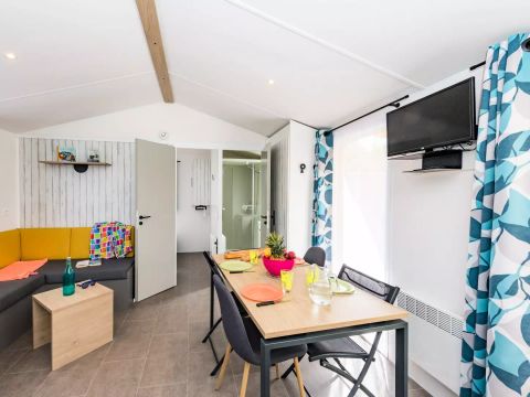 MOBILHOME 4 personnes - 3 Pièces 4 Personnes + TV - 4 soleils