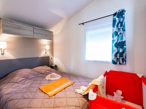 MOBILHOME 4 personnes - 3 Pièces 4 Personnes + TV - 4 soleils