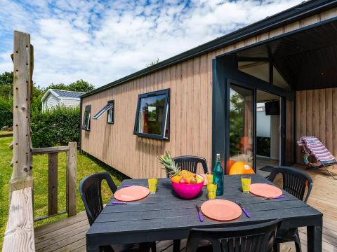 MOBILHOME 4 personnes - 3 Pièces 4 Personnes + TV - 4 soleils