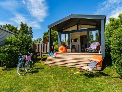 MOBILHOME 4 personnes - 3 Pièces 4 Personnes + TV - 4 soleils