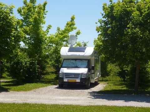 Camping Rivieres de Cabessut - Camping Lot - Image N°15