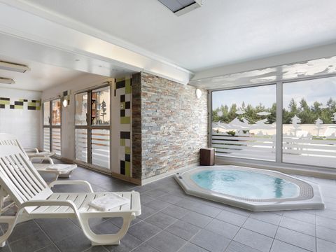 Résidence Pyrénées 2000 - Vacancéole - Camping Pyrénées-Orientales - Image N°11