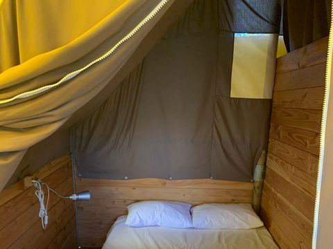 Tente en toile et en bois 5 personnes - L'Amazone (sans sanitaires)