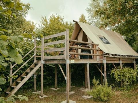 Hébergement 2 personnes - La Canadienne sur pilotis (sans sanitaires)