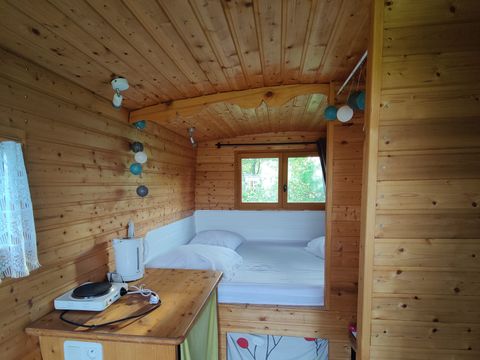 Hébergement 2 personnes - Roulotte (sans sanitaires)
