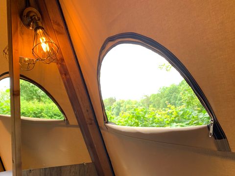 Hébergement 4 personnes - Indienne Tipi Home