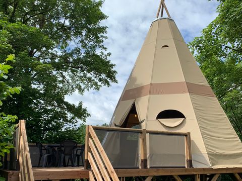 Hébergement 4 personnes - Indienne Tipi Home