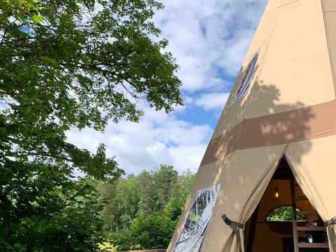 Hébergement 4 personnes - Indienne Tipi Home
