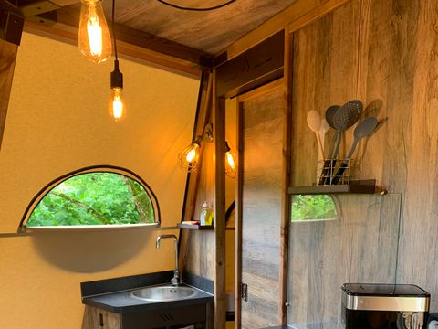 Hébergement 4 personnes - Indienne Tipi Home
