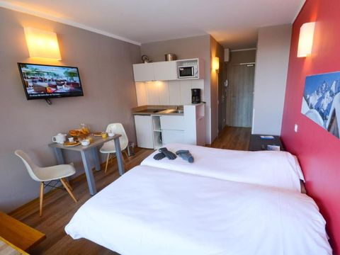 STUDIO 4 personnes - Avec balcon (Séjour + Petit-déjeuner)