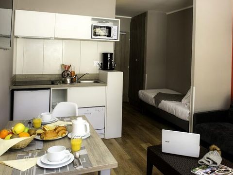 STUDIO 3 personnes - avec balcon ST3 (Séjour + Petit-déjeuner)