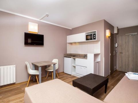 STUDIO 2 personnes - Sans balcon (Séjour + Petit-déjeuner)