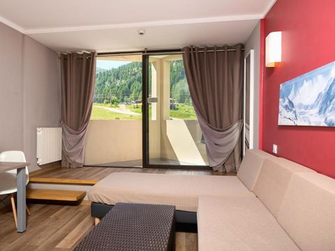 STUDIO 4 personnes - Balcon (Séjour + Petit-déjeuner)