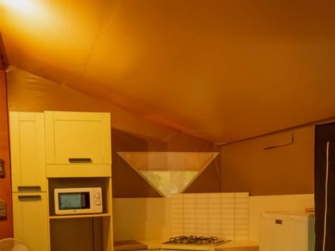 Tente en toile et en bois 6 personnes - Bungalow toilé 6p