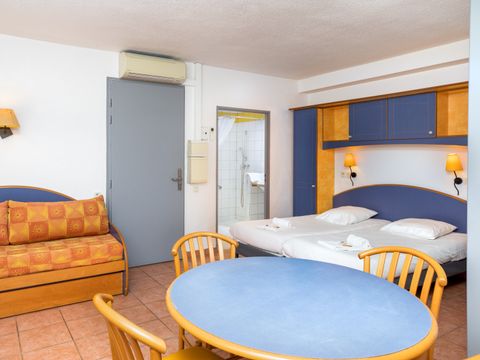 STUDIO 4 personnes - Classique ST4 (Séjour + Petit-déjeuner)