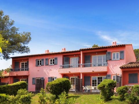 SOWELL RESIDENCES Les Chênes Verts - Camping Var - Image N°28