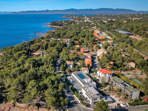 SOWELL - Résidence Les Chênes Verts - Camping Var - Image N°11