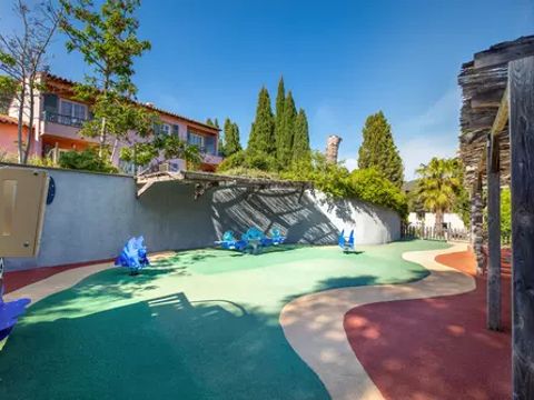 SOWELL RESIDENCES Les Chênes Verts - Camping Var - Image N°8