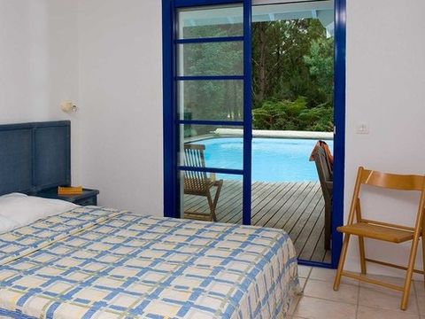 VILLA 8 personnes - 90