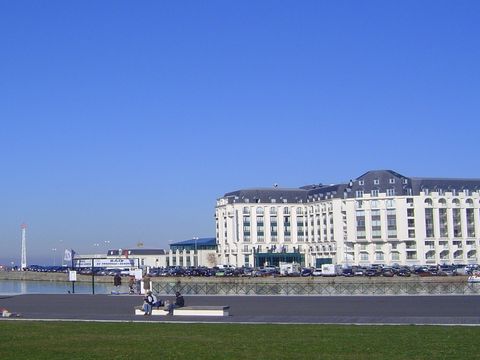 SOWELL Résidences Le Port - Camping Calvados - Image N°7