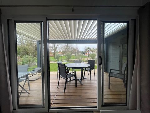 BUNGALOW 4 personnes - Ecolodge Luxe  2 chambres clim (IMMOBILHOME) accès piscine inclus 