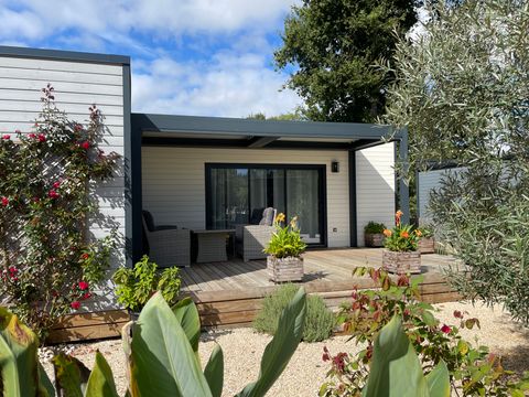 Mobilhome 6 personnes - COSY ECOLODGE - DF17 - 3 chambres - CLIM - PISCINE/JACUZZI - WIFI - 2 TERRASSES
