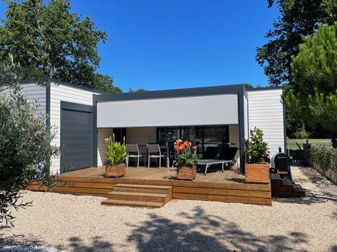 Mobilhome 6 personnes - COSY ECOLODGE - DF17 - 3 chambres - CLIM - PISCINE/JACUZZI - WIFI - 2 TERRASSES