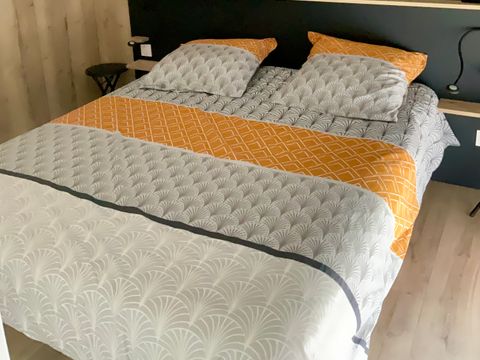 Mobilhome 4 personnes - CONFORTABLE ECOLODGE - DF23 - 2 chambres - CLIM - WIFI - PISCINE/JACUZZI