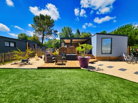 Mobilhome 8 personnes - ECOLODGE FAMILIAL - DF31 - 3 chambres - 2 salles de bain - CLIM - WIFI - PISCINE/JACUZZI - 2 TERRASSES