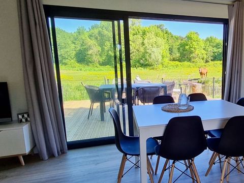Mobilhome 6 personnes - ECOLODGE AU CALME - DF20 - 3 chambres - 2 salles de bain - 2 TERRASSES - CLIM - WIFI