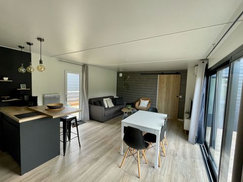 Mobilhome 6 personnes - ECOLODGE AU CALME - DF20 - 3 chambres - 2 salles de bain - 2 TERRASSES - CLIM - WIFI