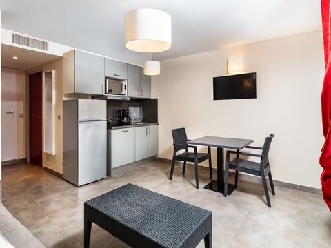 Studio 4 personnes - Perles ST4 (Séjour + Petit-déjeuner)