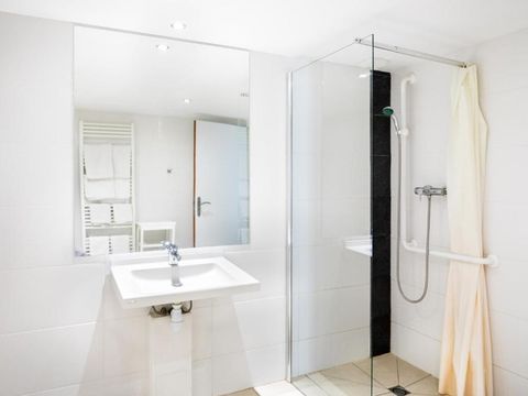 APPARTEMENT 4 personnes - Appartement 2 pièces 4 personnes avec balcon (Séjour + Petit-déjeuner)