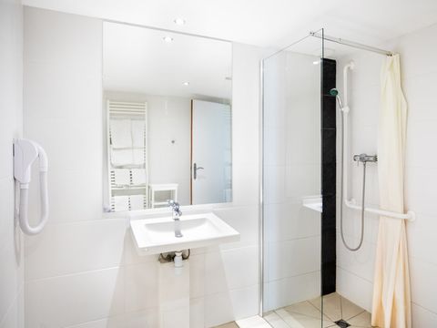APPARTEMENT 6 personnes - 3 Pièces 6 personnes (Séjour + Petit-déjeuner)
