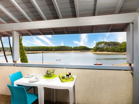 APPARTEMENT 6 personnes - Vue Lac