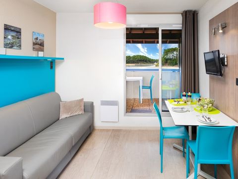 APPARTEMENT 6 personnes - Vue Parc 3P6 (Séjour + Petit-déjeuner)