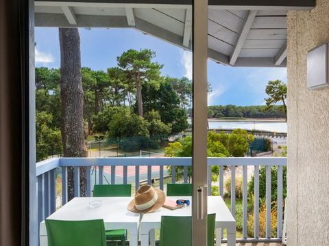 APPARTEMENT 6 personnes - Vue Lac