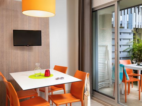 APPARTEMENT 4 personnes - 2 Pièces 4 personnes vue parc (Séjour + Petit-déjeuner)