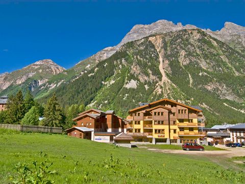 Madame Vacances - Les Jardins de la Vanoise - Camping Savoie - Image N°3